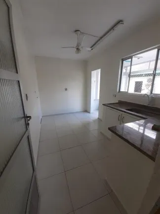 Imagem Apartamento com 2 Quartos à Venda, 72 m² em Boqueirão - Santos