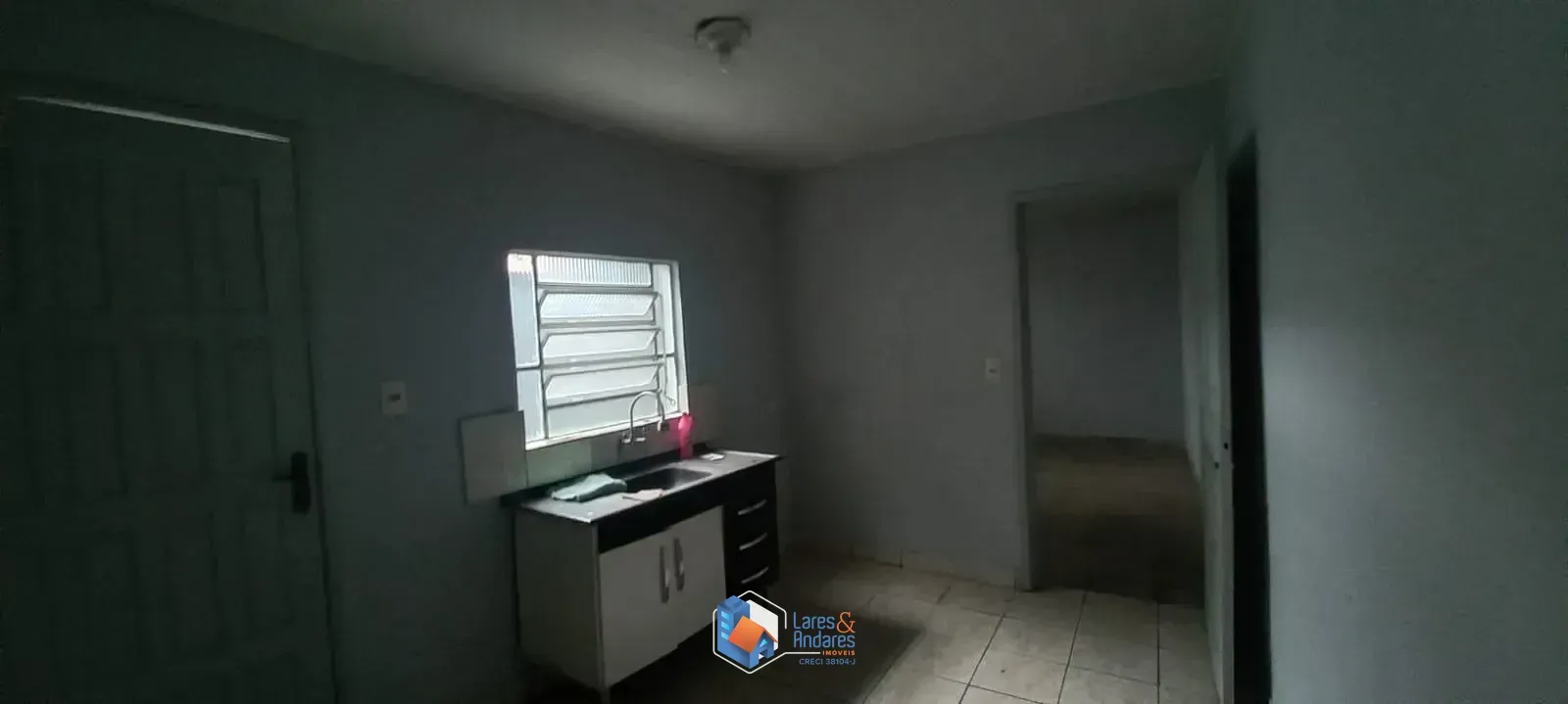 Imagem Casa à venda com terreno grande (serve tanto como residencial quanto comercial), Vila Constança, São Paulo, SP
