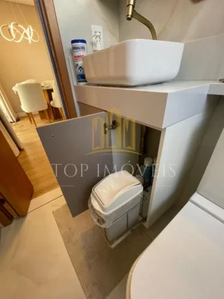 Imagem Maravilhoso apartamento dois dormitórios varanda repleto de planejados