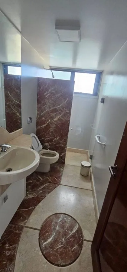 Imagem VENDA DE APARTAMENTO FRENTE MAR NA AVENIDA ATLÂNTICA EM BALNEÁRIO CAMBORIÚ
