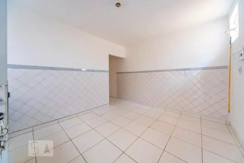 Imagem Casa para locação na Vila Bela Vista: 1 quarto, 1 banheiro, 1 vaga de garagem - Santo André-SP