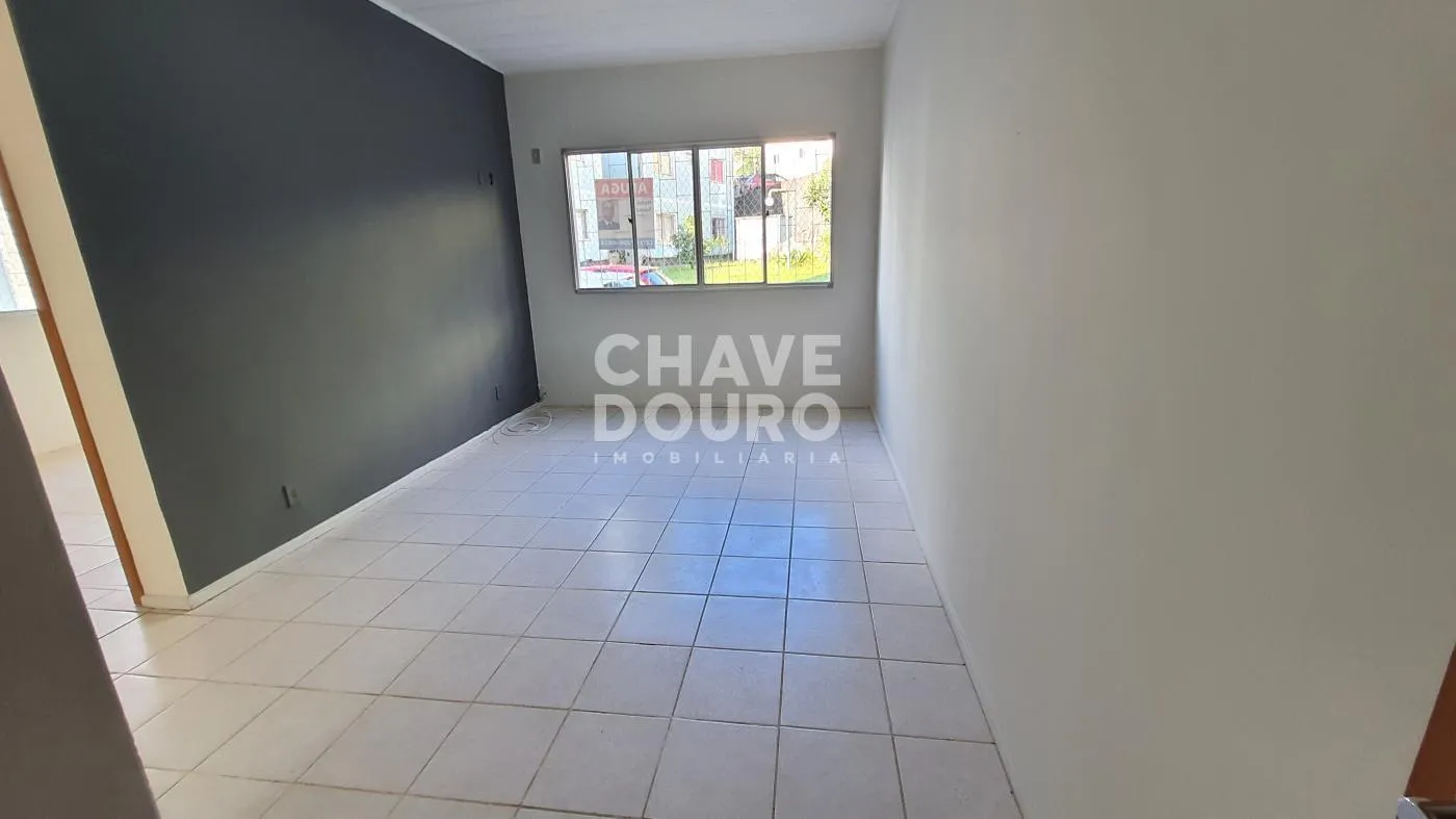 Imagem Apartamento térreo de 2 quartos com 1 vaga para aluguel em Araras Teresópolis