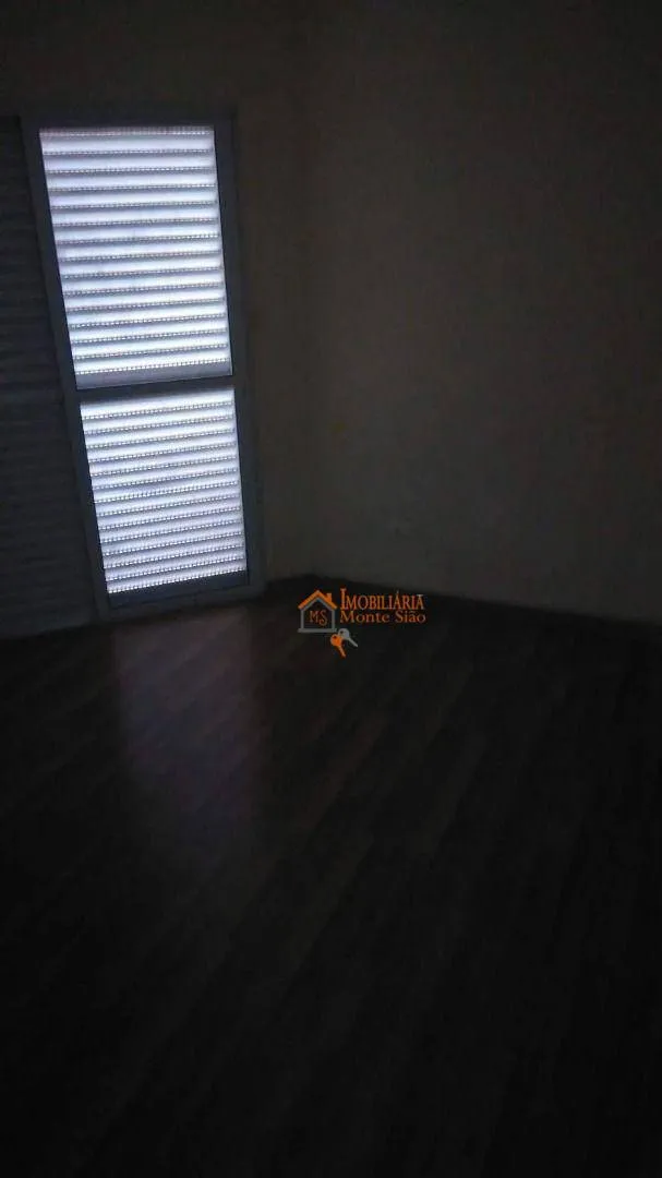 Imagem Sobrado com 3 dormitórios à venda, 150 m² por R$ 650.000,00 - Parque Flamengo - Guarulhos/SP