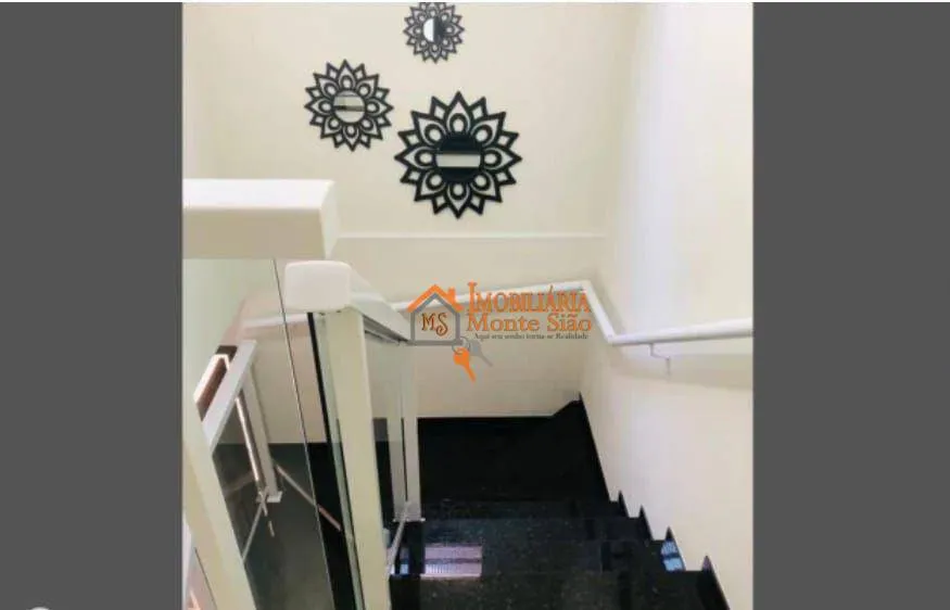 Imagem Sobrado com 4 dormitórios à venda, 190 m² por R$ 900.000,00 - Vila Rosália - Guarulhos/SP