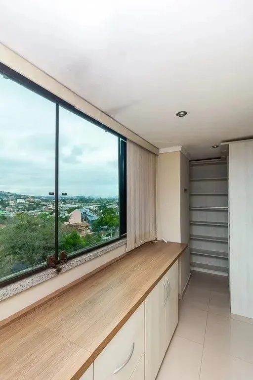 Imagem Cobertura à Venda com 2 Dormitórios no Bairro Cristal - Porto Alegre