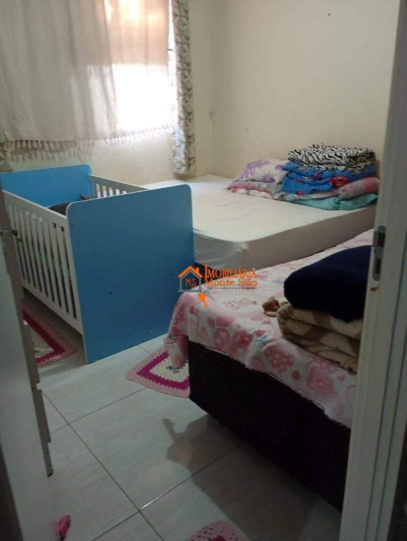 Imagem Apartamento com 2 dormitórios à venda, 45 m² por R$ 200.000,00 - Pimentas - Guarulhos/SP