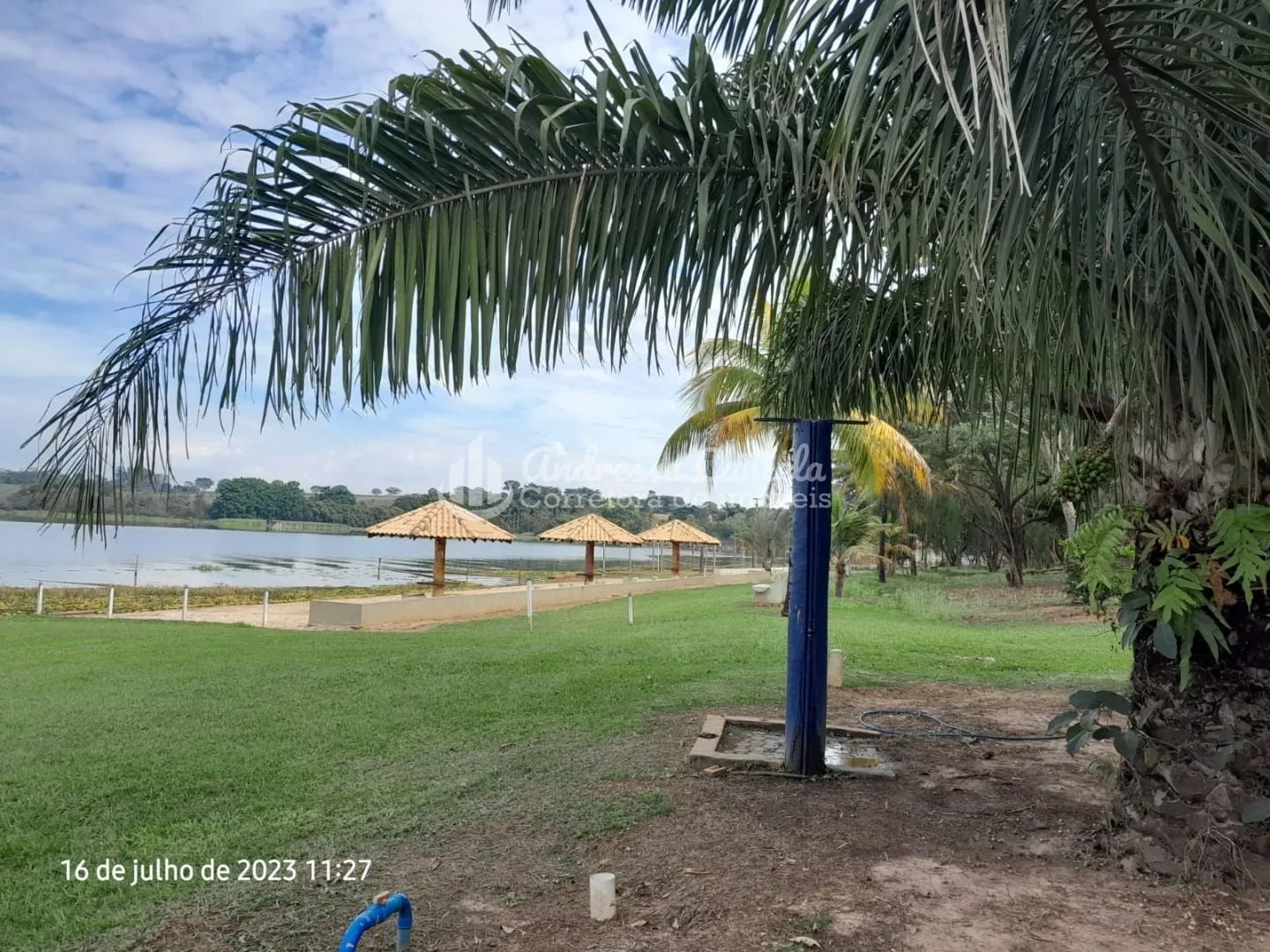 Imagem Condomínio Villagio Colombo - Rancho com 3 dormitórios à venda, 242 m² por R$ 850.000,00 - Villagio Colombo - Mendonça/SP