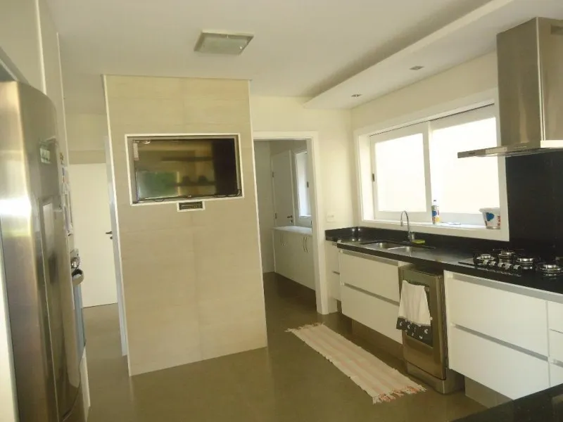 Imagem Casa em Condomínio de Luxo no Jardim Paiquerê, Valinhos-SP: 3 Quartos, 3 Suítes, 3 Salas, 5 Banheiros, 495m². Confira!
