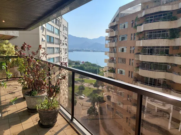 Imagem Apartamento com 4 Quartos à Venda, 227 m² em Lagoa - Rio de Janeiro