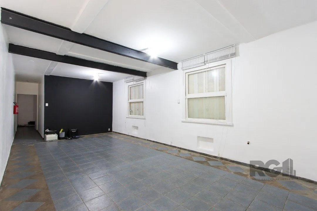 Imagem Loja com 129m² privativos