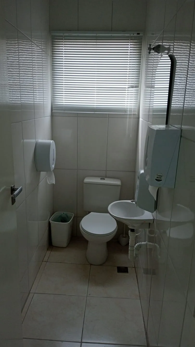 Imagem Comercial à venda 4 Quartos, 1 Vaga, 156.4M², Parque São Domingos, Pindamonhangaba - SP