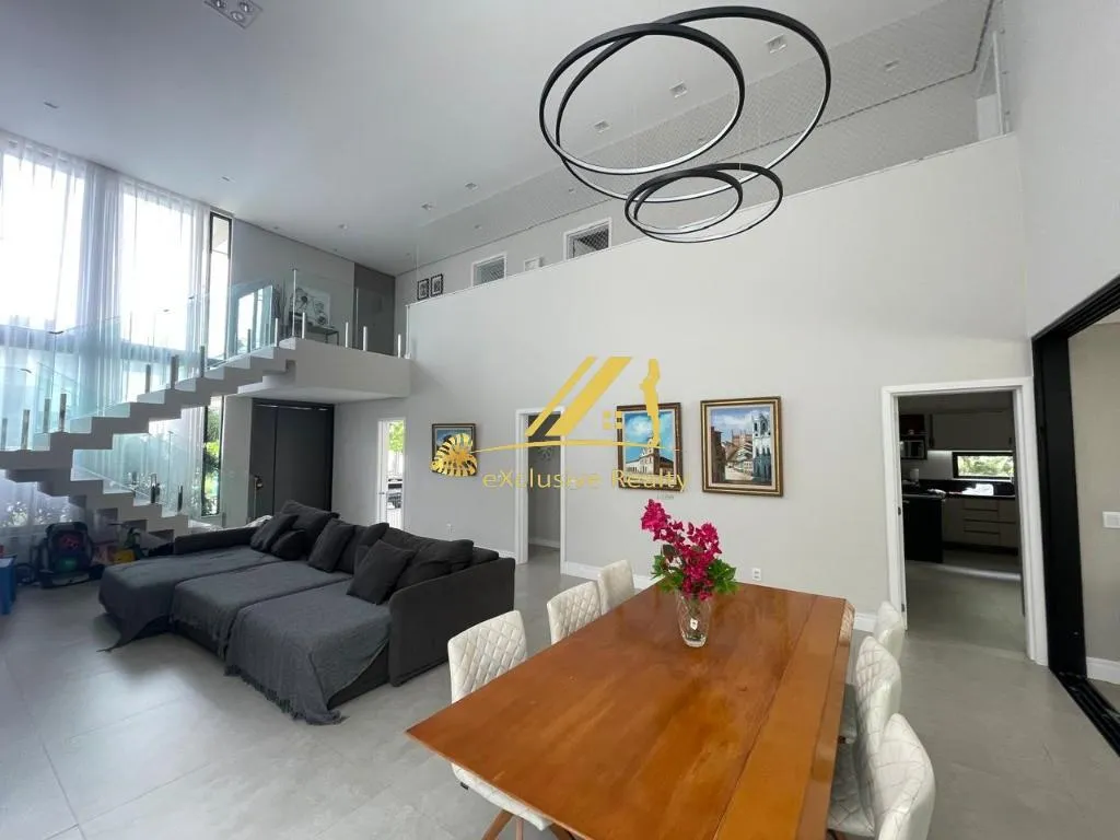 Foto do imóvel Casa RESIDENCIAL em Salvador - Bahia, Alphaville I