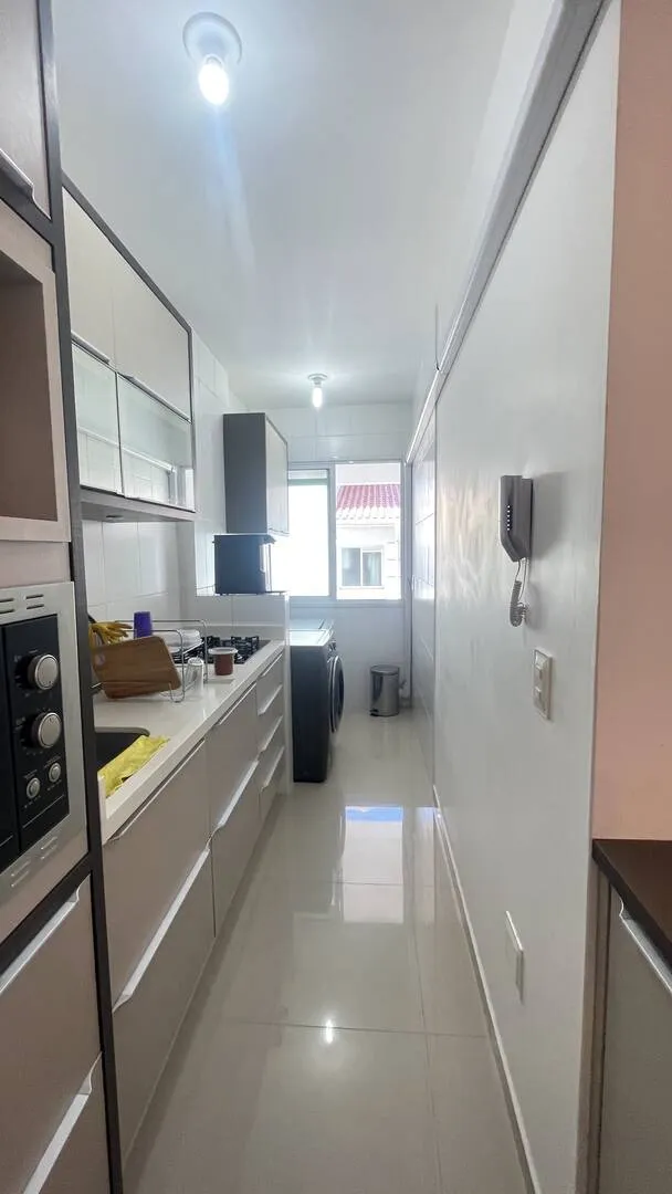 Imagem Apartamento para alugar em Canasvieiras 2 quartos com suíte e sacada