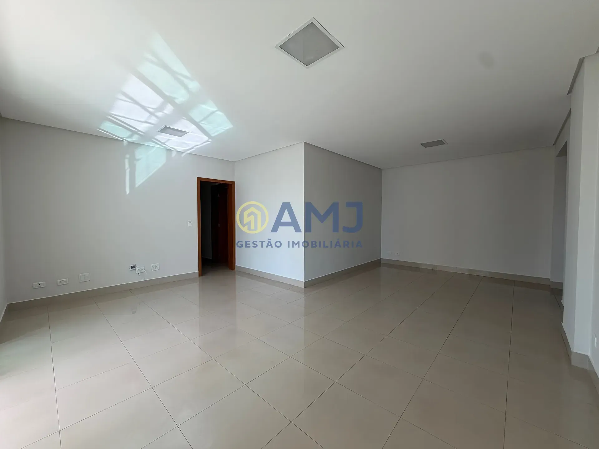 Imagem Apartamento à Venda - 3 Suítes no Setor Pedro Ludovico | Res. Flores do Parque
