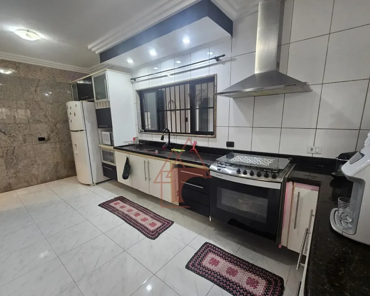 Imagem Sobrado com 3 Quartos à Venda, 228 m² em Vila Ponte Nova - Cubatão
