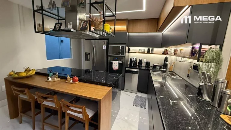 Imagem Casa com 4 dormitórios à venda, 270 m² por R$ 2.200.000,00 - Morada do Sol - Vila Velha/ES