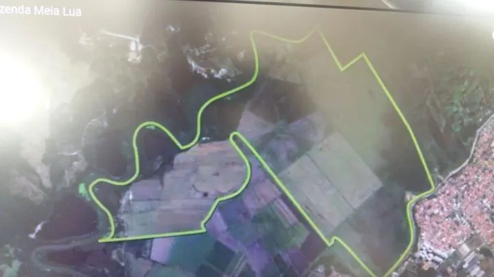 Imagem Fazenda à Venda, 5.759.600 m² em Jardim Limoeiro - São José Dos Campos