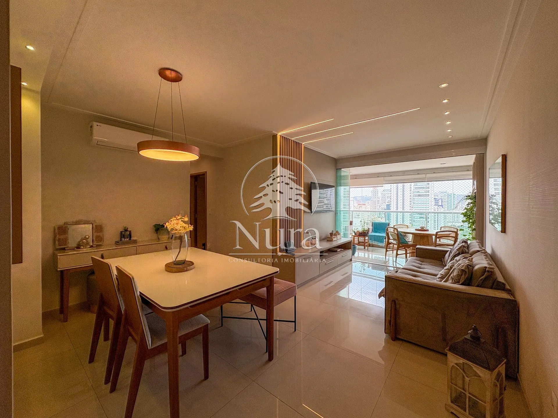 Apartamento de 2 quartos, 119m² no bairro Embaré, em Santos