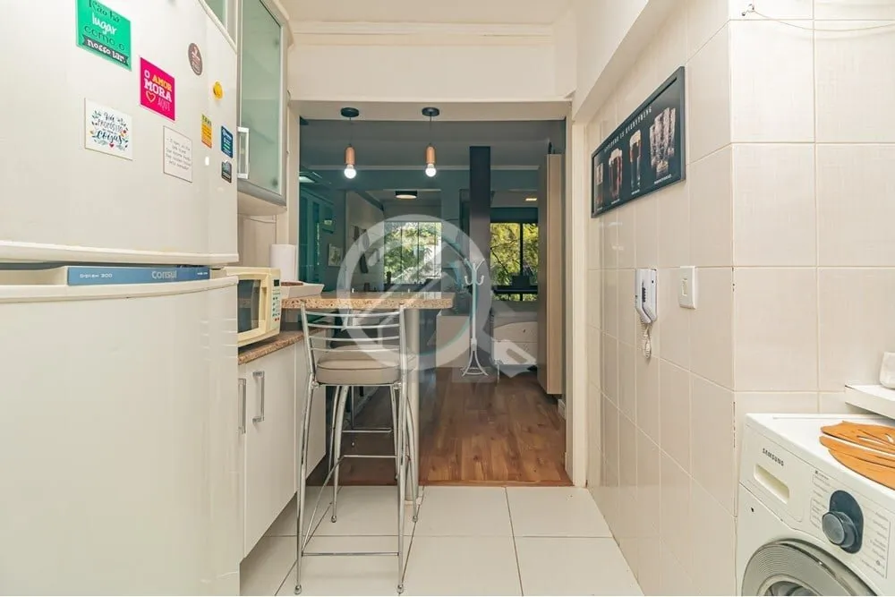 Imagem Excelente apartamento, totalmente mobiliado, decorado por arquiteto, estilo Loft com lareira, churra...
