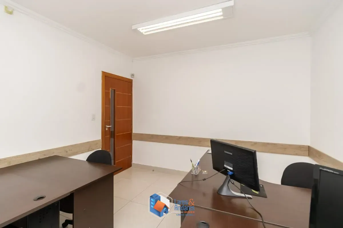 Imagem Casa comercial para venda em Interlagos, 265m²