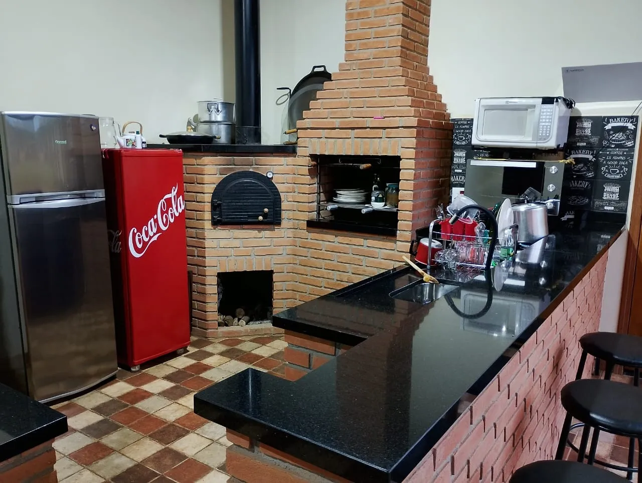 Imagem Linda chácara 280m² de área construída em Araçoiaba da Serra