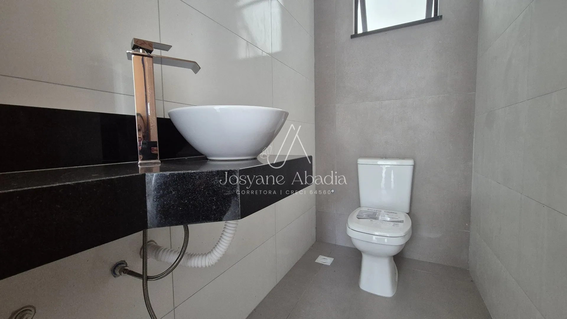 Imagem Casa de Alto Padrão no Jardim da Serra | 3 Suítes no Bairro Aeroporto - Juiz de Fora