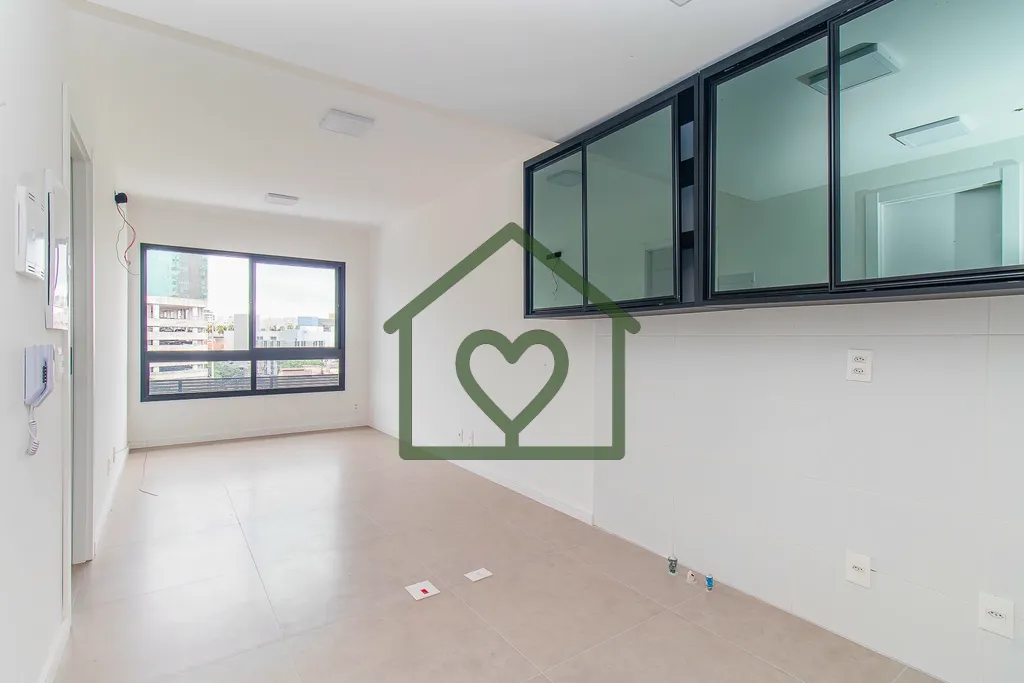 Descubra o seu novo lar no coração da Azenha, Porto Alegre! Este deslumbrante apartamento de 44,8 ...