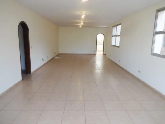 Imagem Apartamento amplo muito bem localizado no Centro com excelente estrutura, com 3 quartos, todos com a...