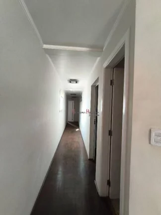 Imagem Apartamento com 3 dormitórios para alugar, 180 m² por R$ 5.288/mês - EDIFÍCIO IDA CARBONARI - Itatiba/SP