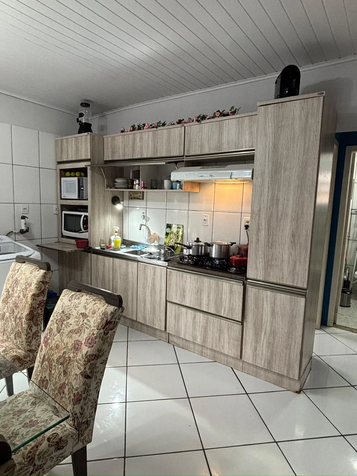 Imagem SITIO COM DUAS CASAS E PISCINA NA RESTINGA