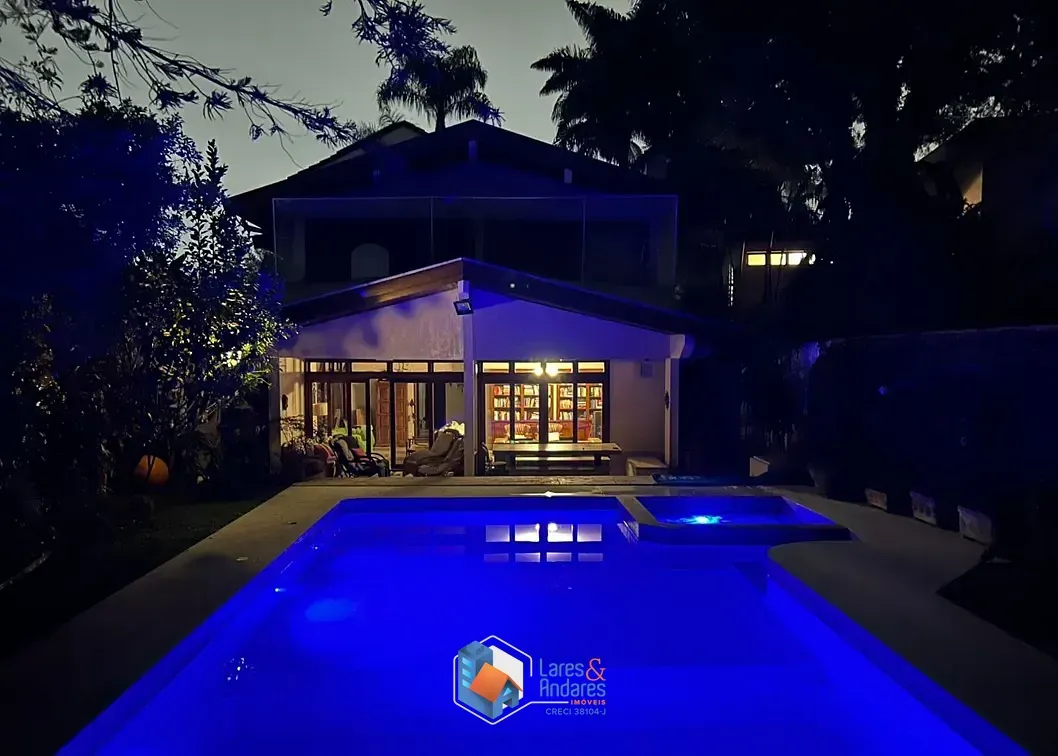 Imagem Casa para venda em Jardim Cordeiro com 4 quartos, sendo 4 suítes, 357m²