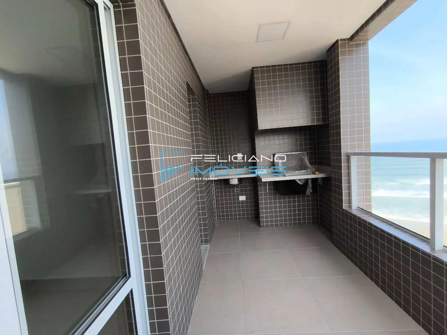 Imagem Apartamento com 2 quartos, Real, Praia Grande - R$ 600 mil, Cod: 5727