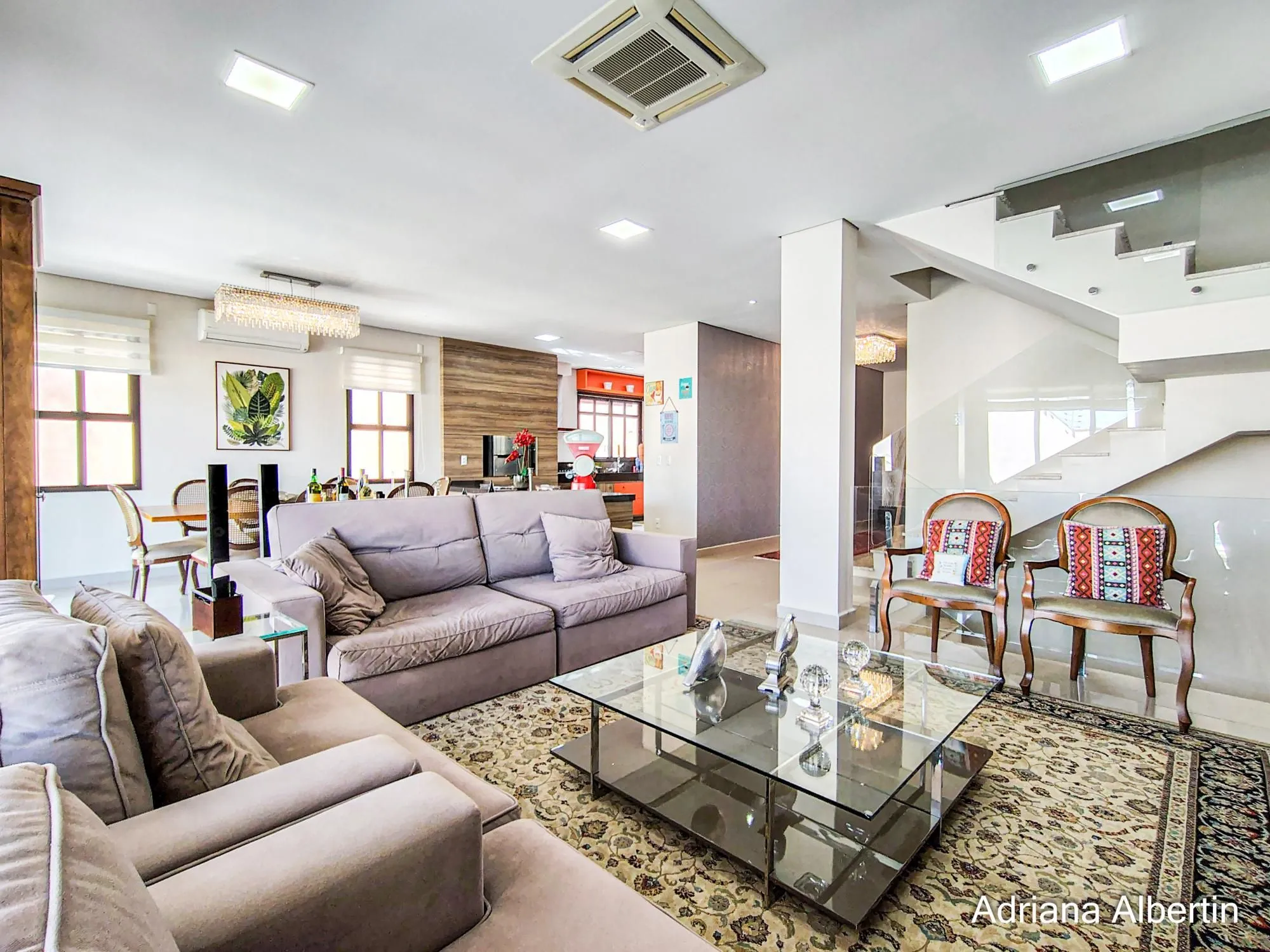 Imagem Casa de Condomínio em Alphaville