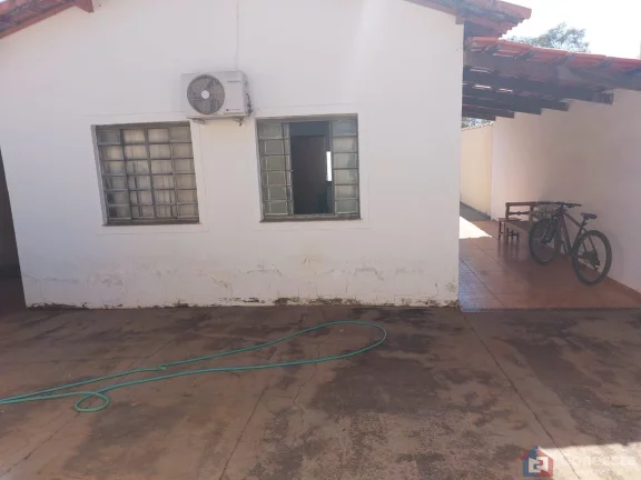 Imagem Casa à venda no JardCasa à Venda no Jardim Recanto / Sebastião Amorim - Oportunidade Única em Patos de Minasim Recanto / Sebastião Amorim - Residência e Possibilidade de Comércio