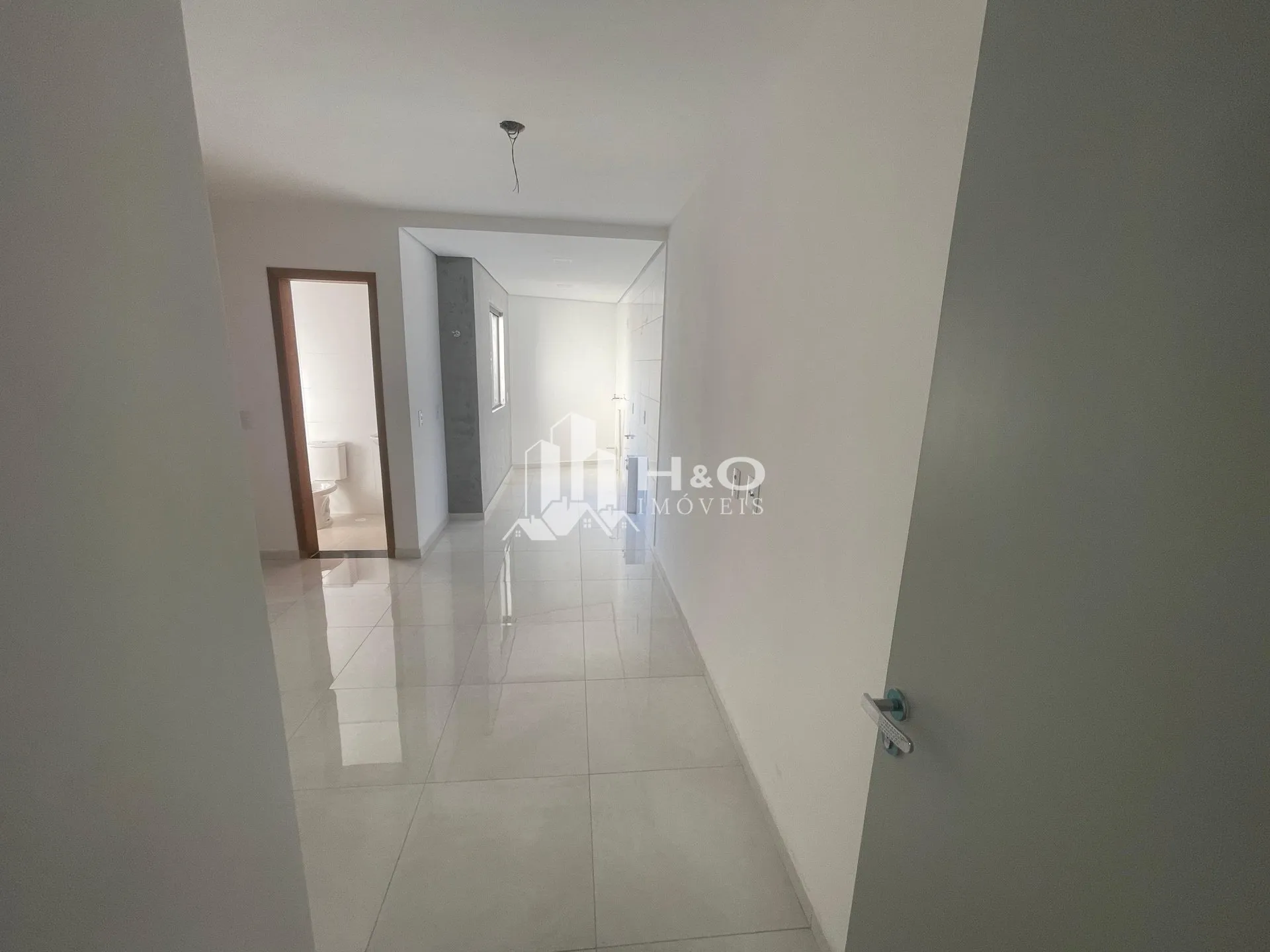 Imagem Apartamento à venda na Vila Carrão - 2 dormitórios - à partir de 250.000,00, a 200m da futura estação do metro