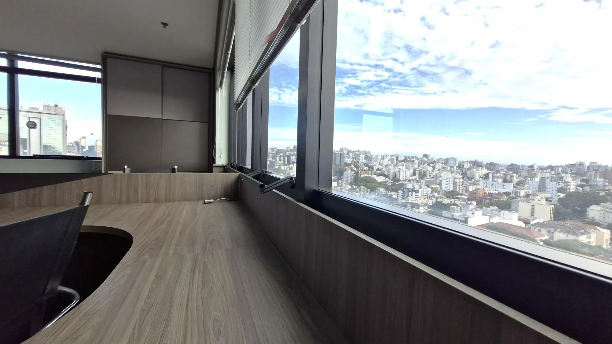 Imagem Sala Comercial próxima a Carlos Gomes
