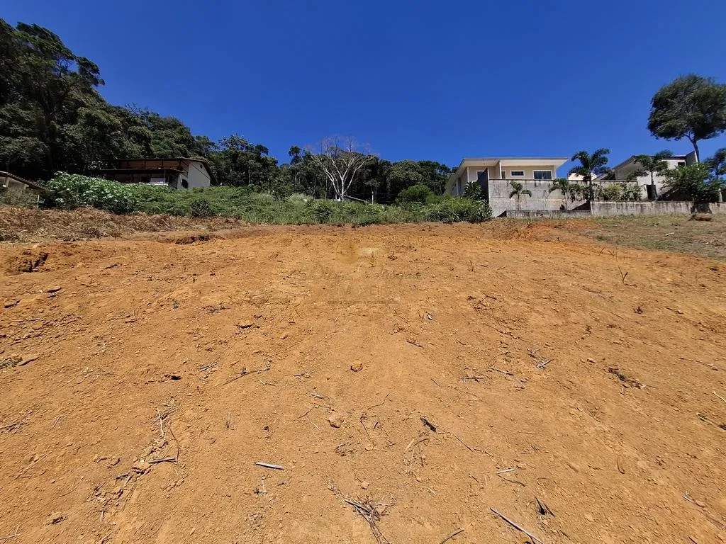 Imagem Terreno em Condomínio para Venda em Teresópolis / RJ no bairro Prata