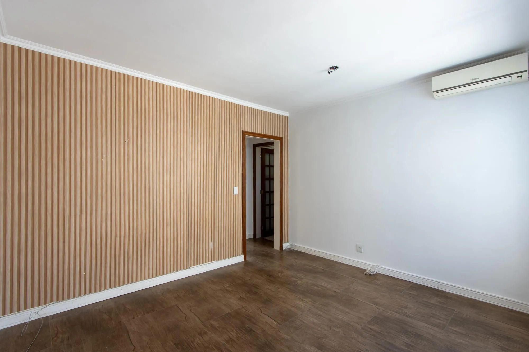 Imagem Apartamento com 2 dormitórios com 74m² e 1 vaga e no Menino Deus