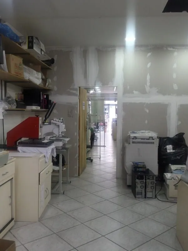 Imagem Comercial à venda 2 Quartos, 2 Suites, 360M², Centro, Pindamonhangaba - SP
