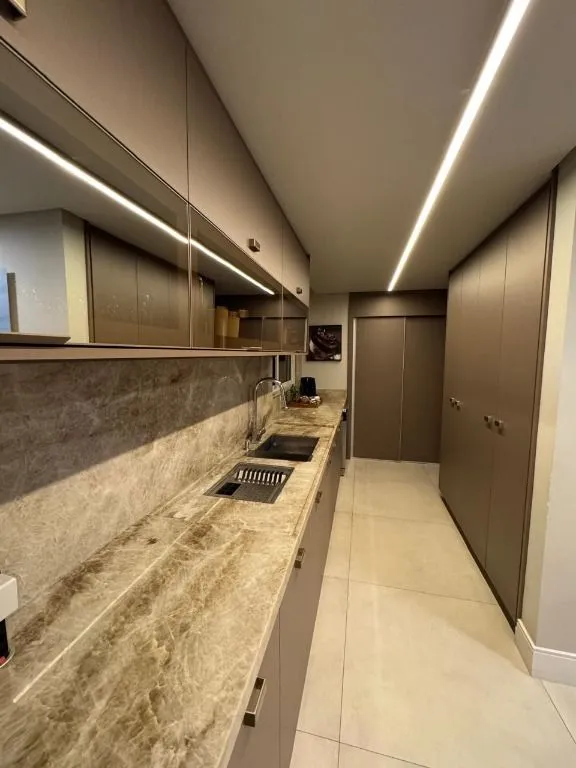 Imagem Apartamento de alto padrão com 146 m², 3 suítes, varanda gourmet, 3 vagas e lazer completo no Evidence Class Club, Bairro dos Estados.