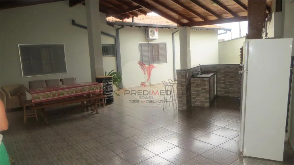 Imagem Casa de 1 quarto, 179m² no bairro Jardim Príncipe, em Lençóis Paulista