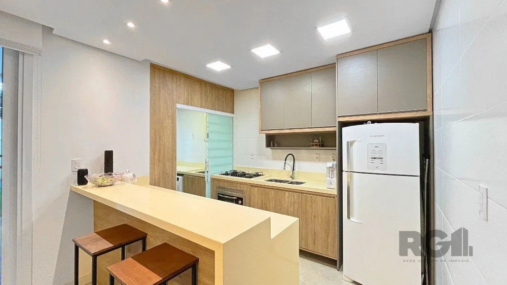 Imagem Ótima Casa a venda no bairro Espírito Santo com 3 suítes mobiliada por: R$900.000,00