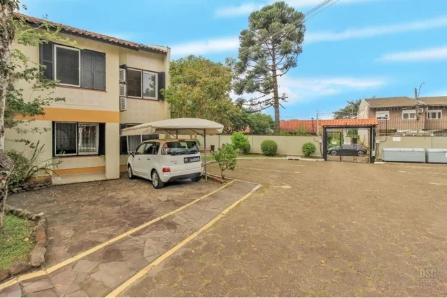 Foto do imóvel Casa em Condomínio para venda em Porto Alegre