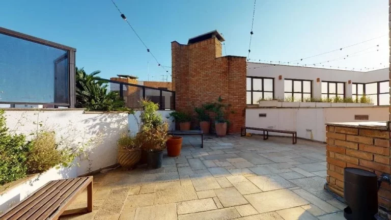 Imagem Cobertura Duplex no Alto de Pinheiros com linda vista e localização privilegiada.