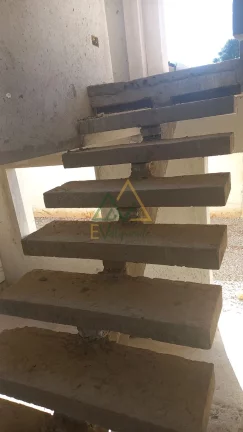 Imagem Sobrado à venda no Bairro Alto Curitiba PR