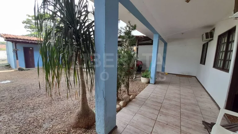 Imagem Casa a venda na Meia Praia, Navegantes, SC