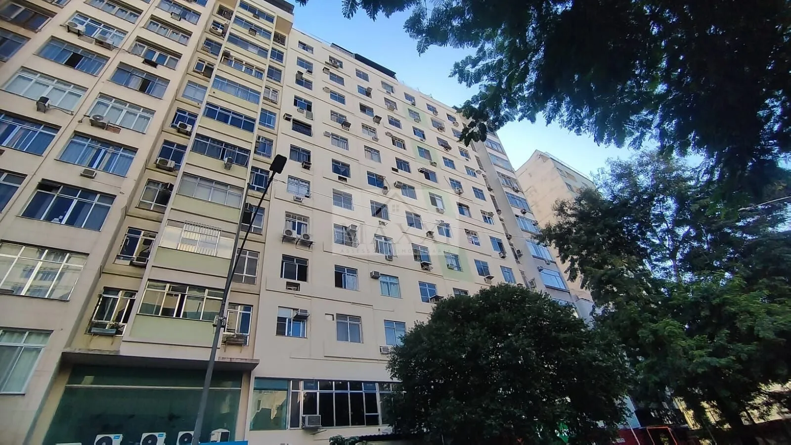 Foto do imóvel Conforto e Praticidade no Coração do Catete - 1 Quarto Amplo a Poucos Passos do Metrô em Rua do Catete