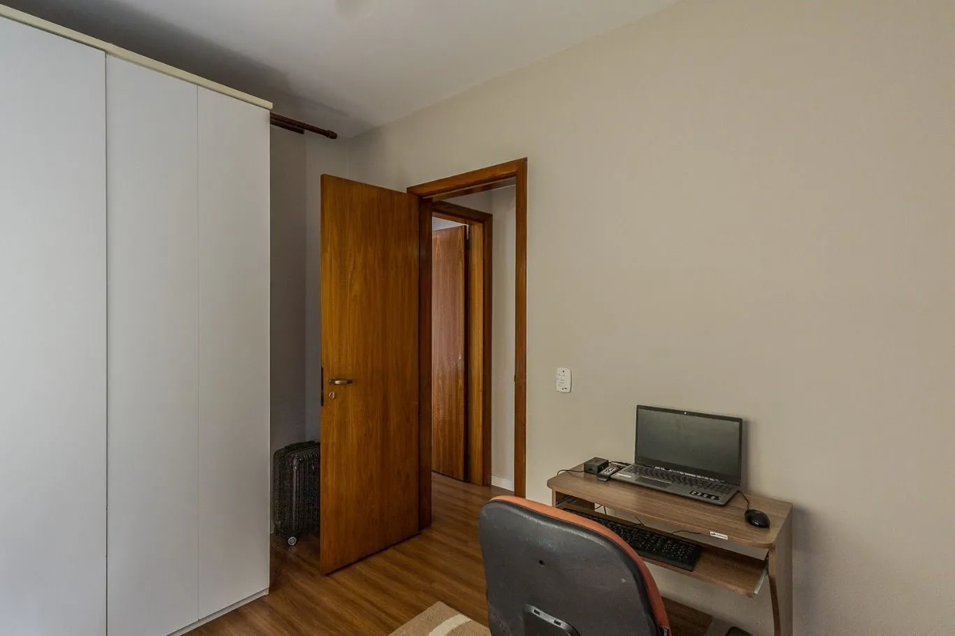 Imagem Apartamento 2 dorms à venda Rua Felipe de Oliveira, Petrópolis - Porto Alegre