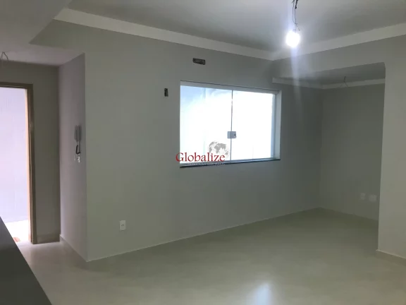 Imagem SOBREPOSTA BAIXA, 3 QUARTOS, 1 SUÍTE, 2 VAGAS DE GARAGEM, CAMPO GRANDE, SANTOS.