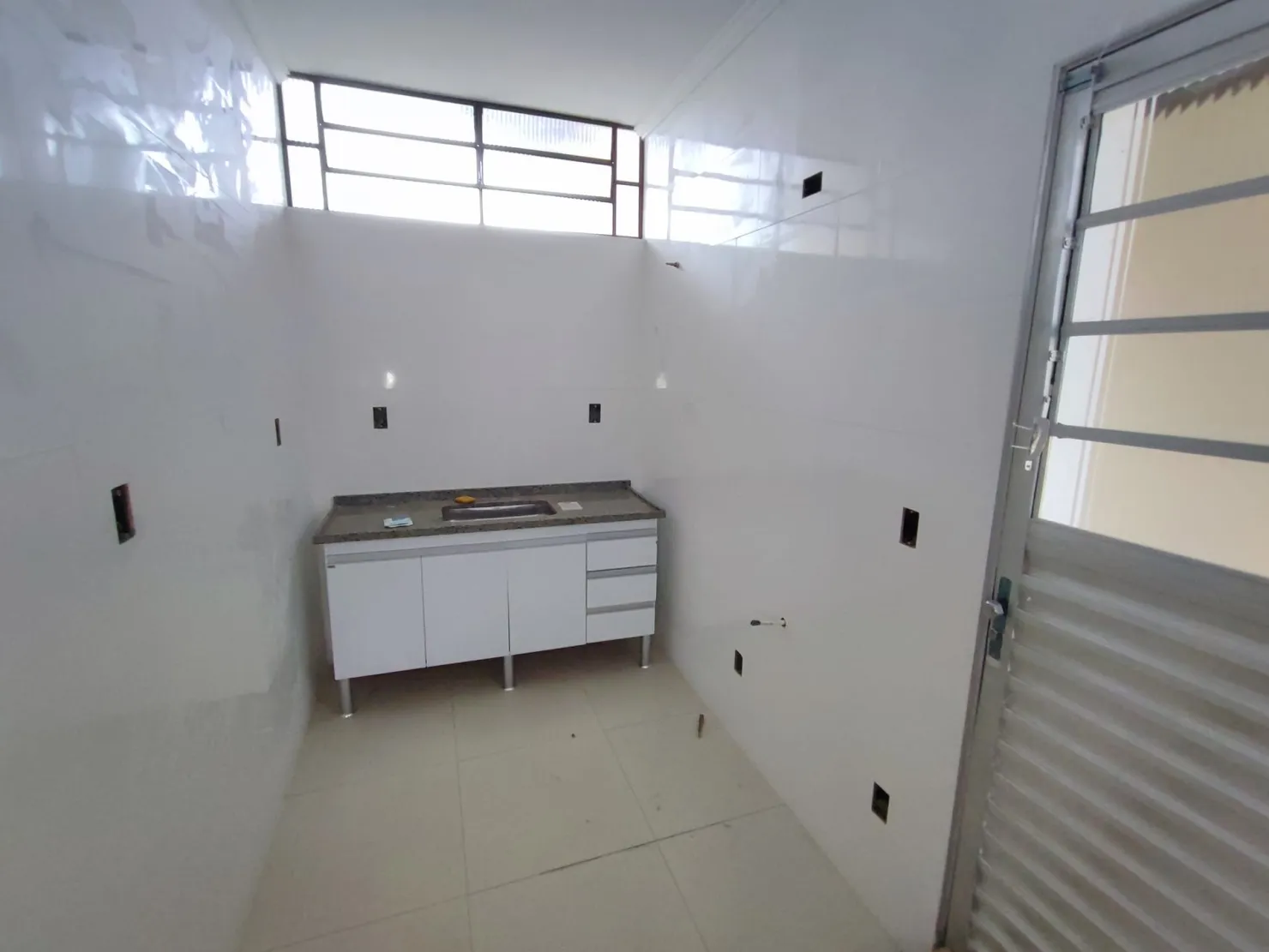Imagem Casa à venda 3 Quartos, 1 Suite, 2 Vagas, 250M², Vila Rica, Pindamonhangaba - SP
